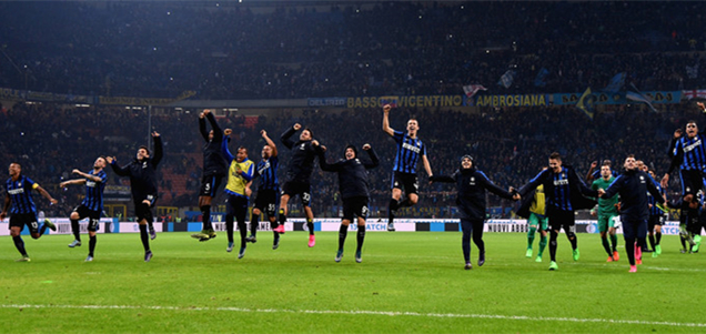 都体：尤文要求斯帕莱蒂遵守正装规定，比赛时不可以穿运动服（都体：尤文要求斯帕莱蒂按正装规范出场，比赛时禁穿运动服）