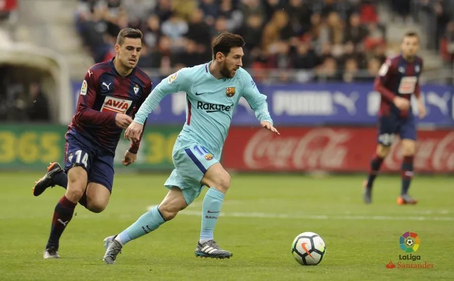 国乒8比1横扫日本队实现三连冠，林诗栋2-1胜张本智和哽咽致谢（国乒8-1大胜日本豪取三连冠，林诗栋2-1力克张本智和赛后哽咽致谢）