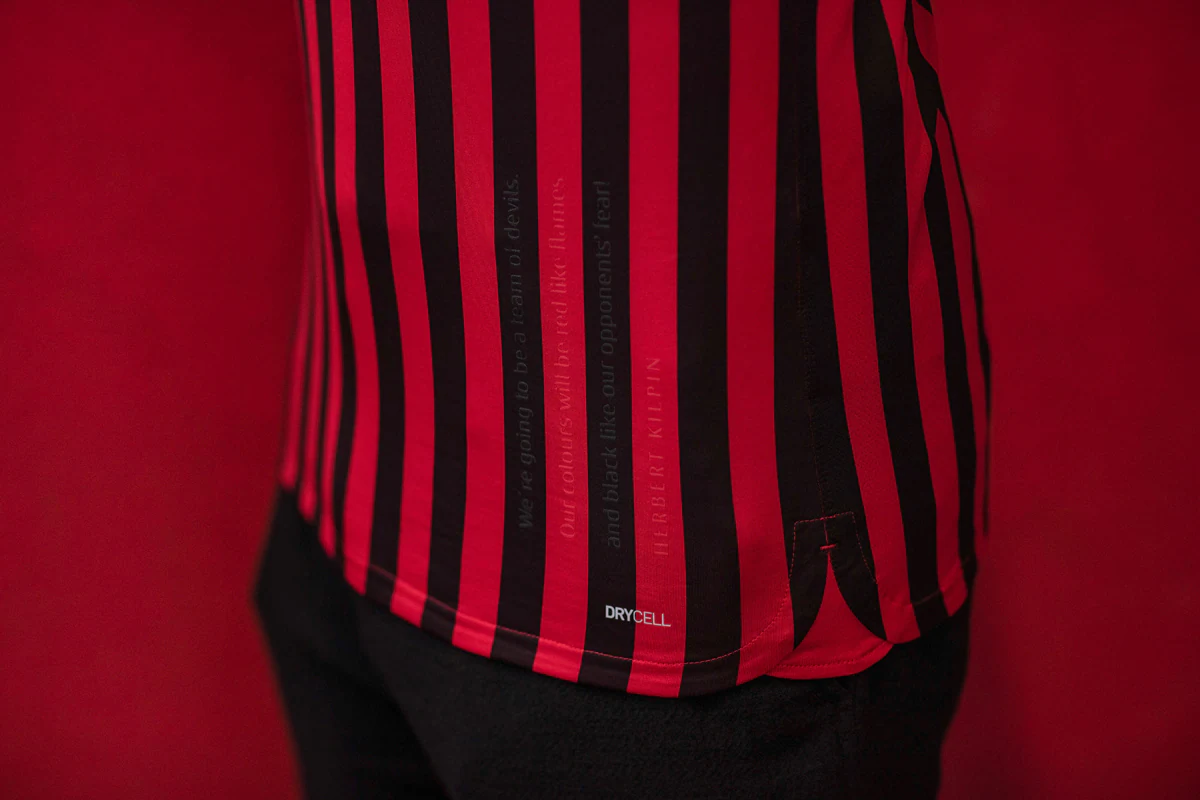 利物浦对罗德里戈兴趣浓厚，其连续31场未进球创纪录，皇马愿以高价出售。（利物浦强烈追逐罗德里戈，31场球荒创纪录，皇马愿高价出售）