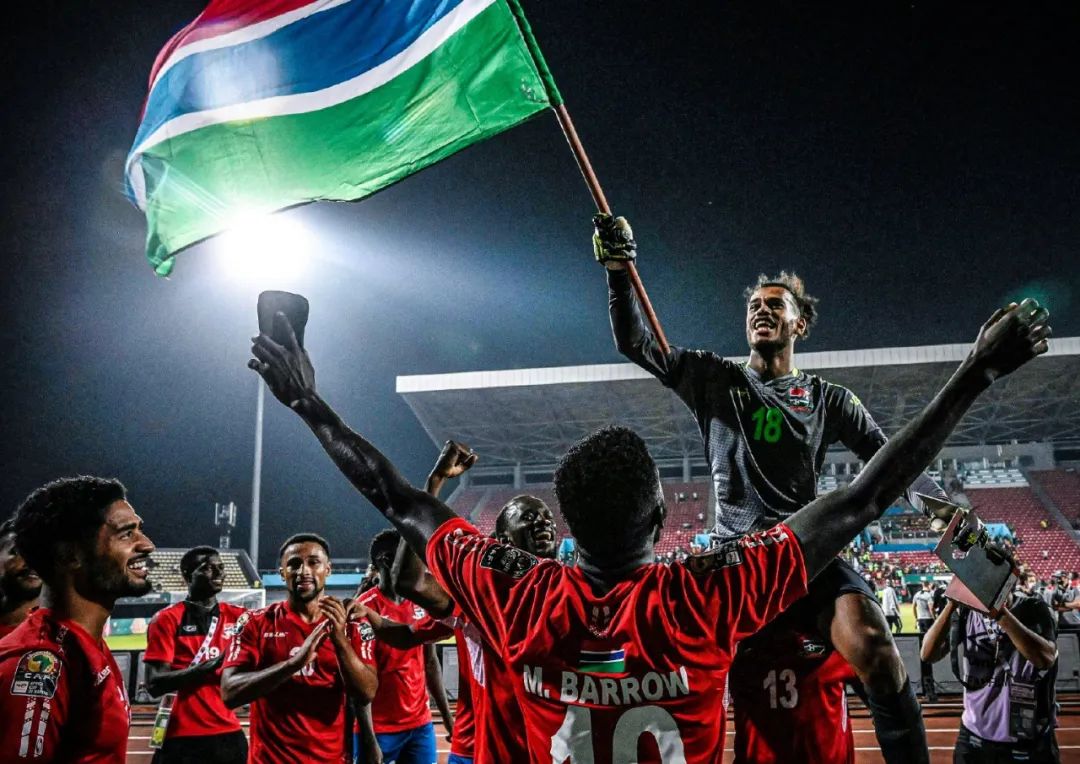 安阳市残联看望慰问全国残特奥会铁人三项获奖运动员胡旭静（安阳市残联慰问全国残特奥会铁人三项获奖选手胡旭静）