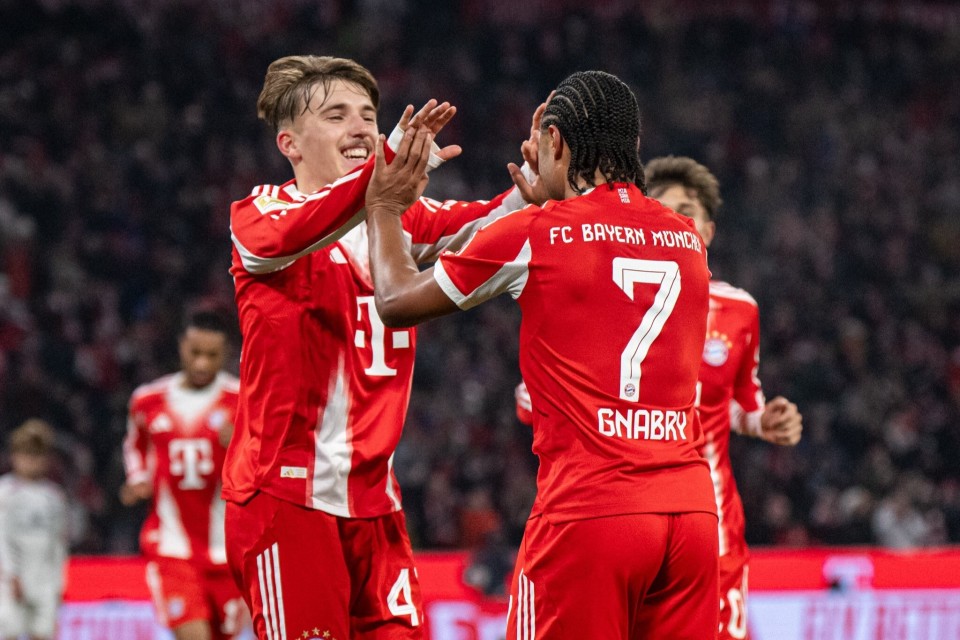 仅向中国球迷致歉！布莱顿删三笘薰与战犯合照 菲律宾：我们呢？（布莱顿删除三笘薰与“战犯”合影仅向中国球迷道歉，菲律宾发声：我们呢？）